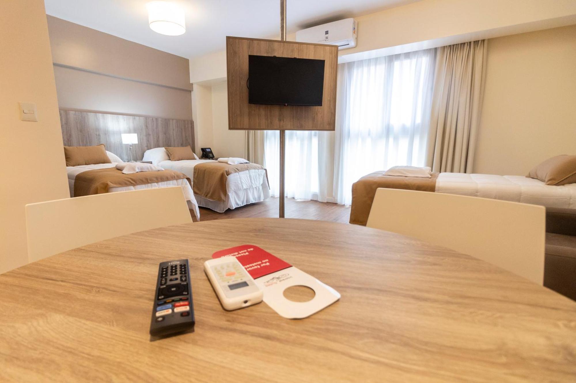 Intersur Suites Буенос Айрес Екстериор снимка