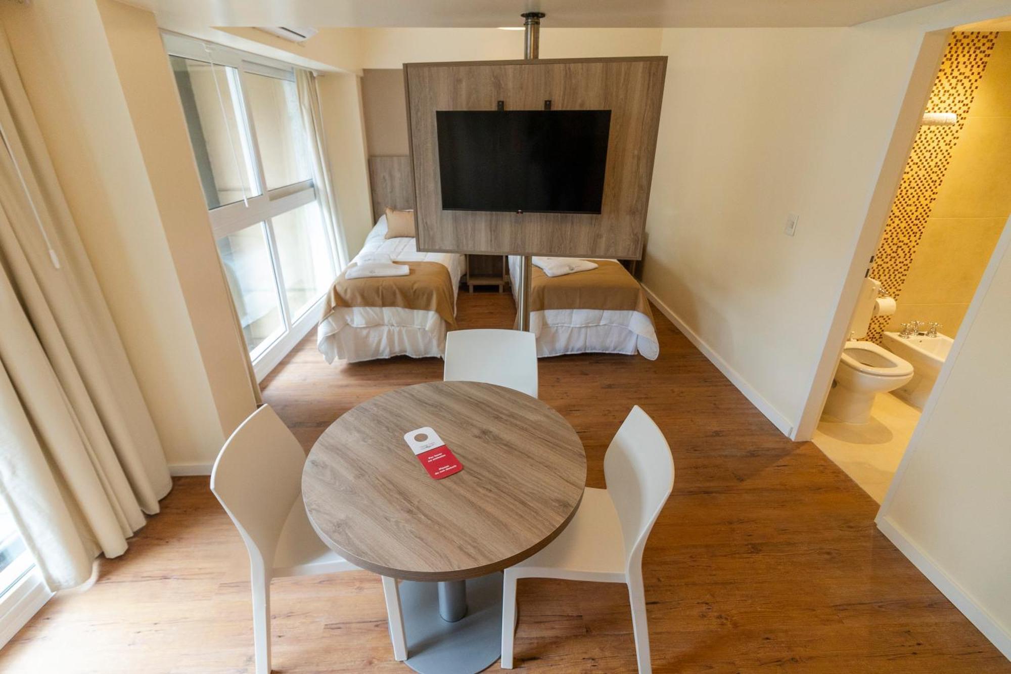 Intersur Suites Буенос Айрес Екстериор снимка