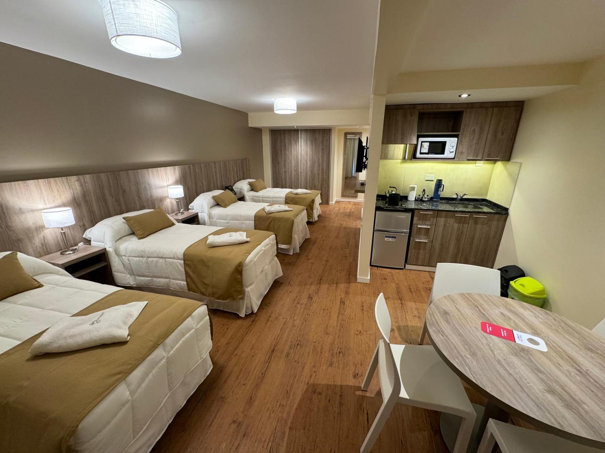 Intersur Suites Буенос Айрес Екстериор снимка
