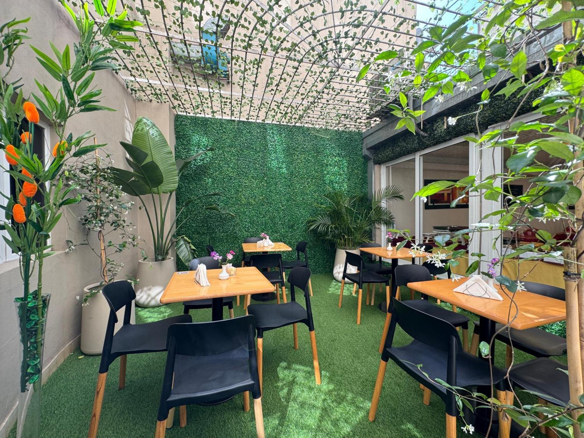 Intersur Suites Буенос Айрес Екстериор снимка