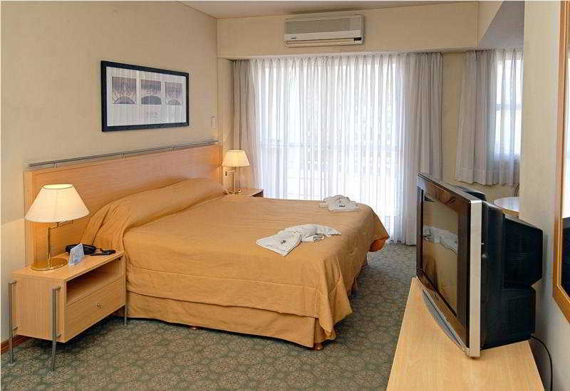 Intersur Suites Буенос Айрес Екстериор снимка